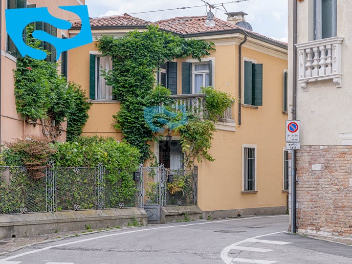 Palazzetto a Treviso